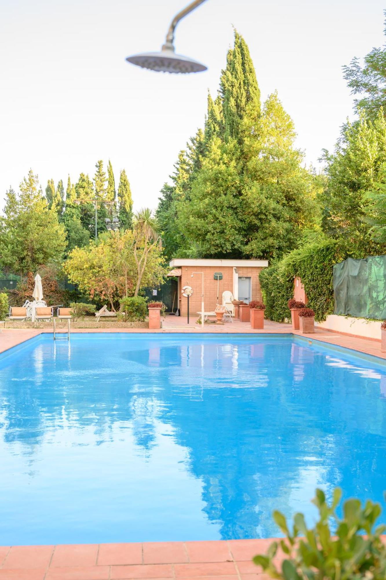 Laura Sweet Home Con Piscina Rom Exteriör bild